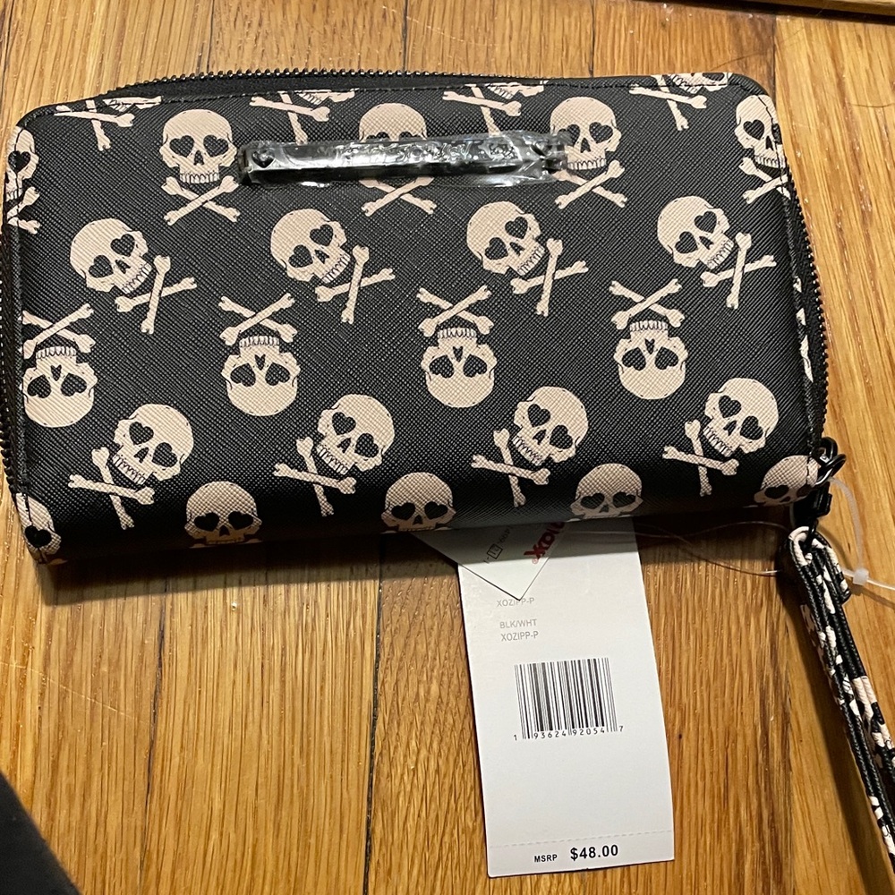 Betsey Johnson Black Skull Tote Bag Set - Picture 2 of 6